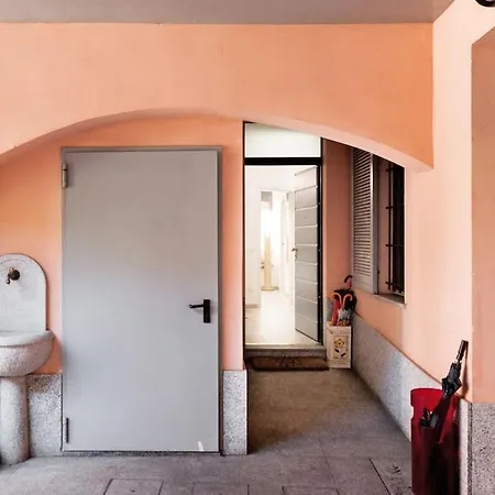 Lejlighed Elegant Triplex Townhouse With Luxe Terrace